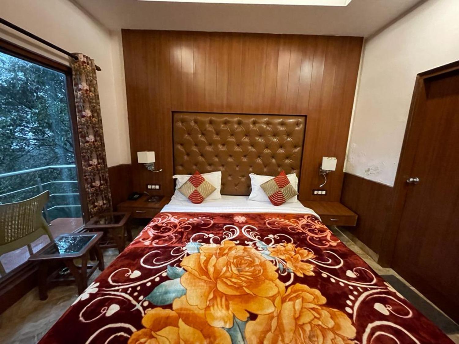 Aura Stays By Mm Hotel Mussoorie Bagian luar foto