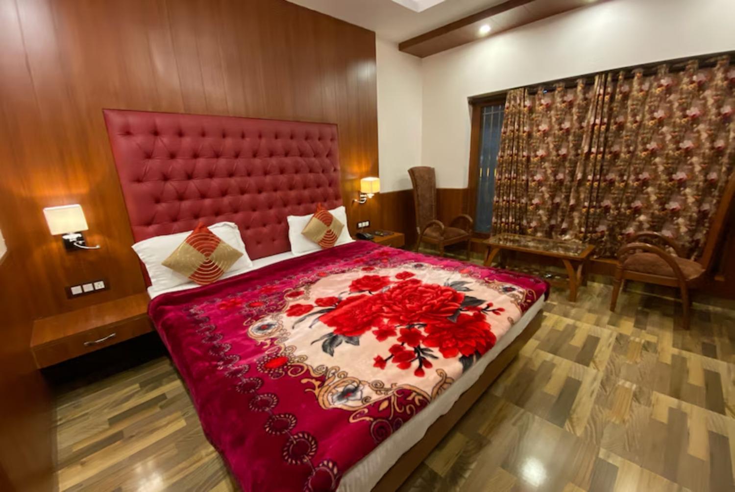 Aura Stays By Mm Hotel Mussoorie Bagian luar foto